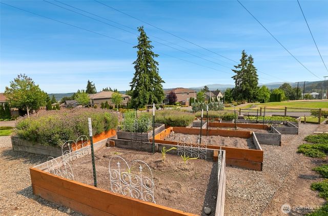 13415 NE 128th Place, Kirkland, WA 98034