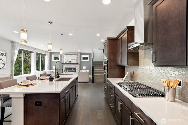 13415 NE 128th Place, Kirkland, WA 98034