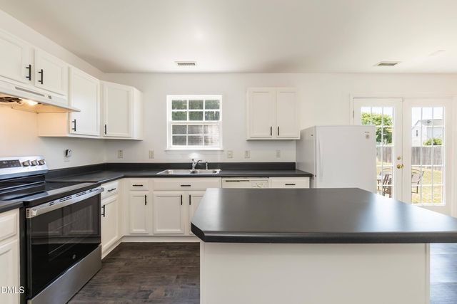 4112 Taylor Oaks Drive, Raleigh, NC 27616