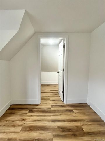 123 Clinton Avenue 2, New Rochelle, NY 10801