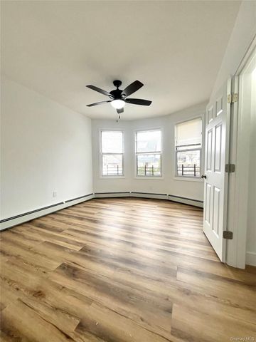 123 Clinton Avenue 2, New Rochelle, NY 10801