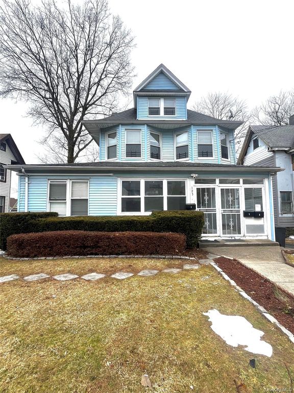 123 Clinton Avenue 2, New Rochelle, NY 10801