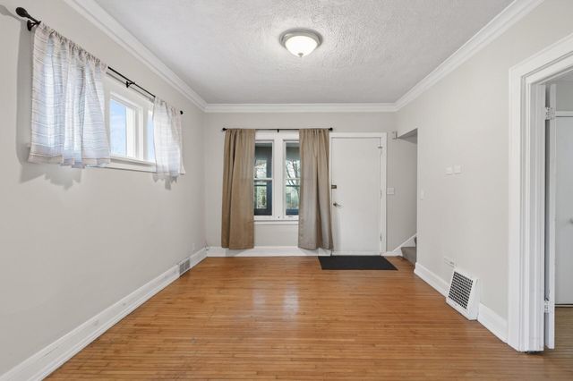 268 Winona Street E, Saint Paul, MN 55107