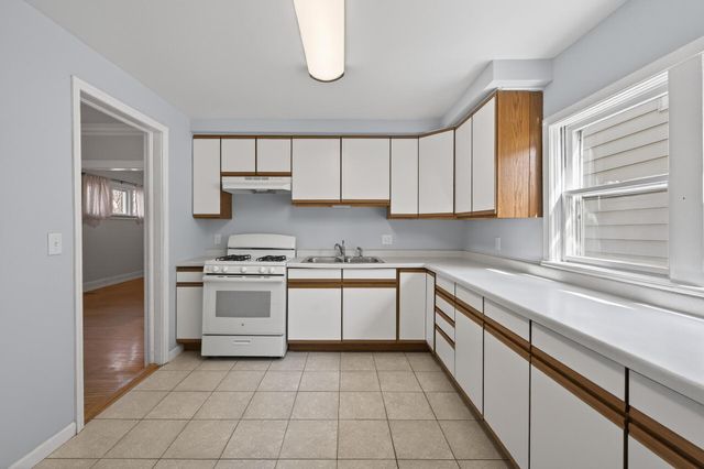 268 Winona Street E, Saint Paul, MN 55107