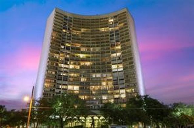 6211 W Northwest Highway 307, Dallas, TX 75225