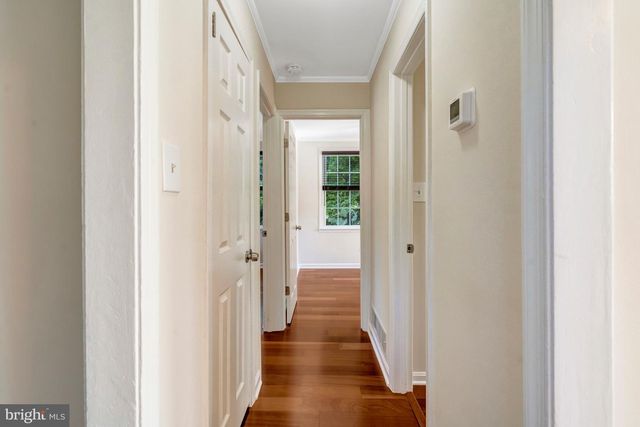 4029 WOODLAND DR, Fairfax, VA 22030