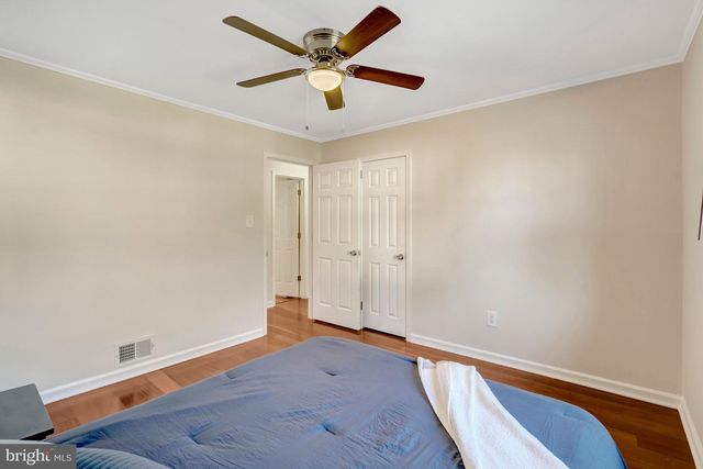 4029 WOODLAND DR, Fairfax, VA 22030