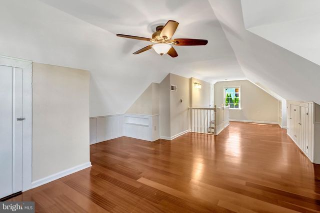 4029 WOODLAND DR, Fairfax, VA 22030