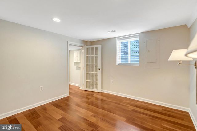 4029 WOODLAND DR, Fairfax, VA 22030