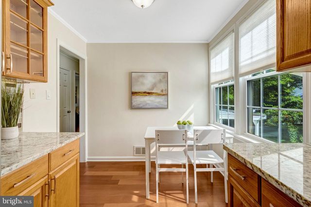 4029 WOODLAND DR, Fairfax, VA 22030