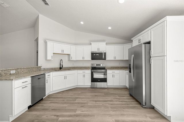 24698 NW SUTTON AVENUE, Dunnellon, FL 34431