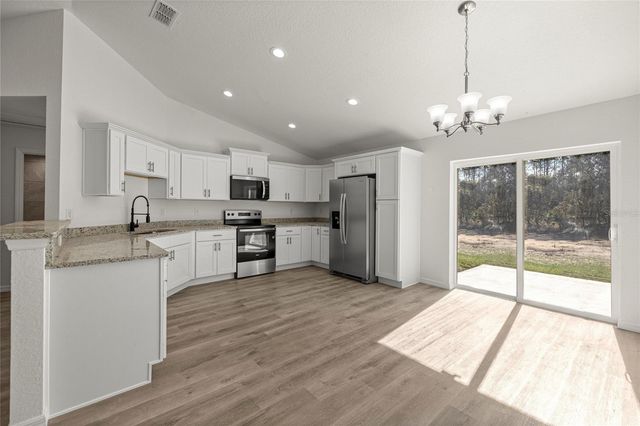 24698 NW SUTTON AVENUE, Dunnellon, FL 34431