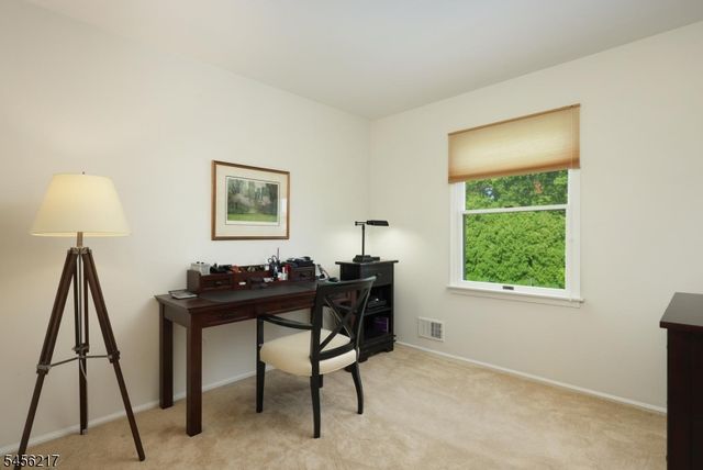 65 Dunedain St, Hillsborough Twp., NJ 08844