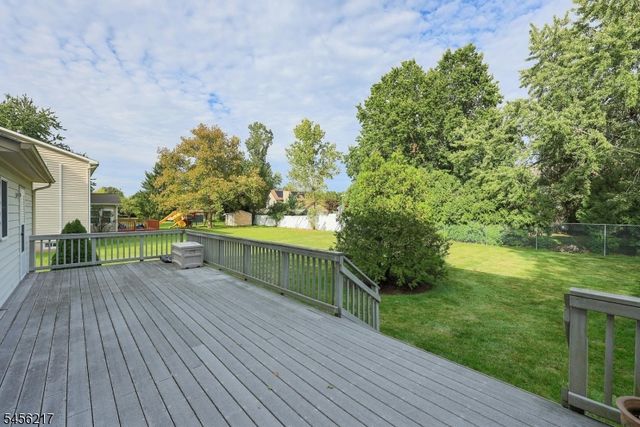 65 Dunedain St, Hillsborough Twp., NJ 08844