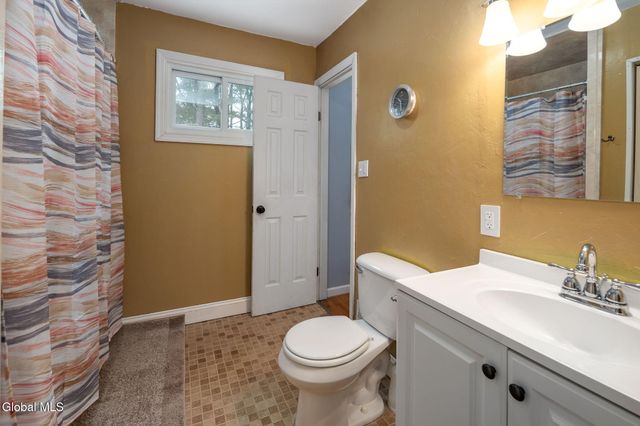 60 Vichy Drive, Saratoga Springs, NY 12866