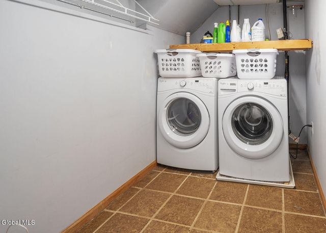 60 Vichy Drive, Saratoga Springs, NY 12866