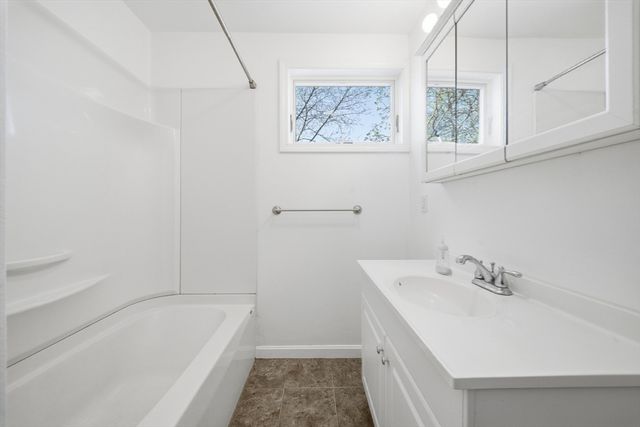 19 Lebanon St, Quincy, MA 02169