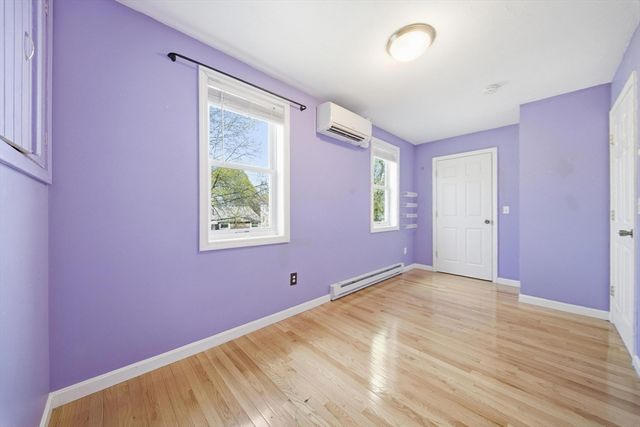 19 Lebanon St, Quincy, MA 02169