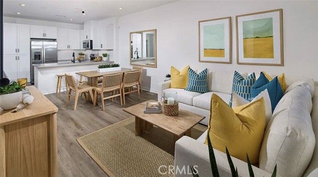 1328 W Oakcrest Paseo, Ontario, CA 91762