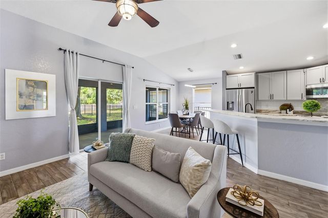 11013 LAUREL BROOK COURT, Riverview, FL 33569