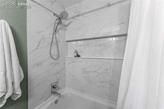 1730 Hathaway Drive, Colorado Springs, CO 80915