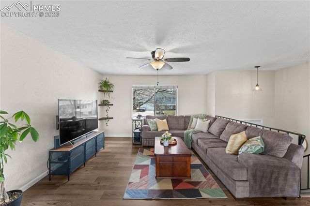 1730 Hathaway Drive, Colorado Springs, CO 80915