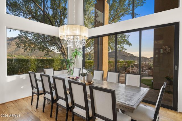 11189 E JUAN TABO Road, Scottsdale, AZ 85255