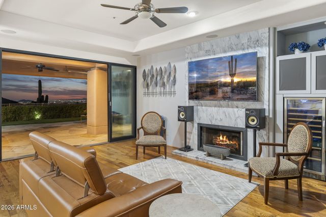 11189 E JUAN TABO Road, Scottsdale, AZ 85255