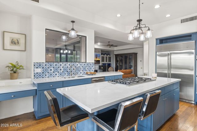 11189 E JUAN TABO Road, Scottsdale, AZ 85255