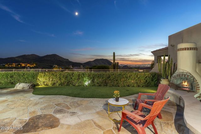 11189 E JUAN TABO Road, Scottsdale, AZ 85255
