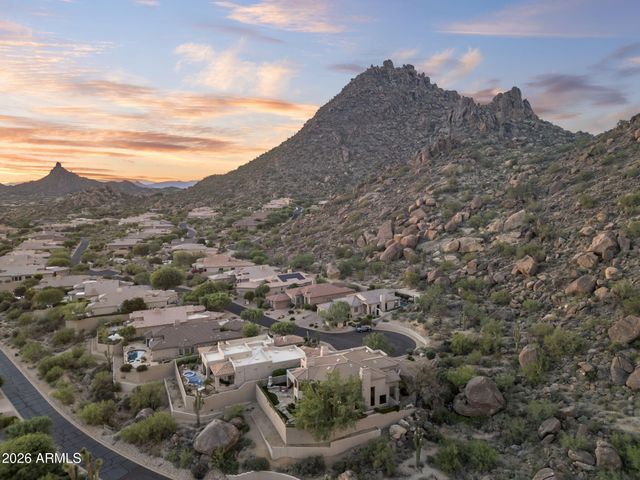 11189 E JUAN TABO Road, Scottsdale, AZ 85255