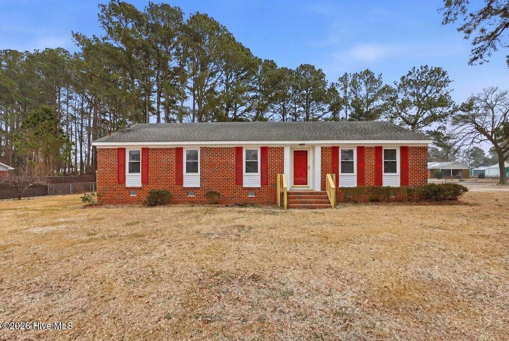 101 Myrtle Road, Goldsboro, NC 27534