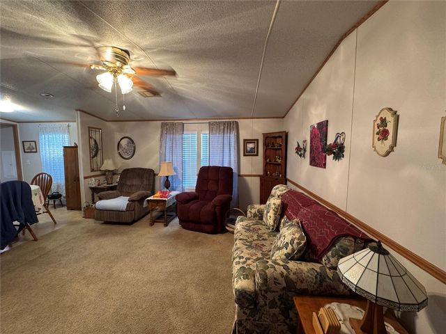 320 E 8TH STREET, Frostproof, FL 33843