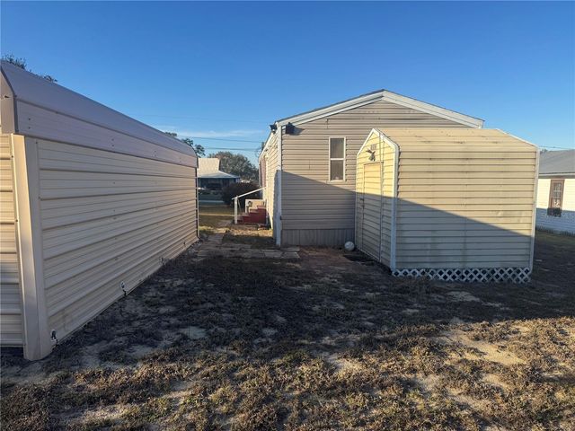 320 E 8TH STREET, Frostproof, FL 33843