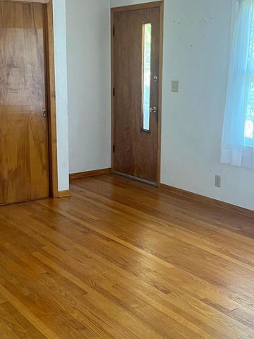 3438 9th AVENUE, Racine, WI 53402