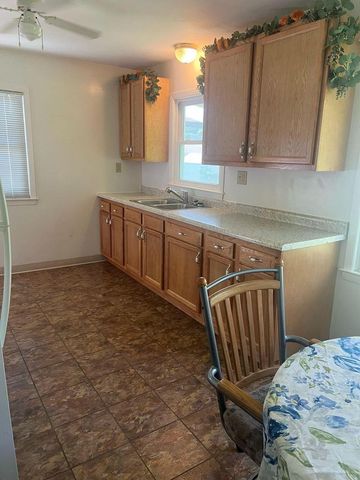 3438 9th AVENUE, Racine, WI 53402