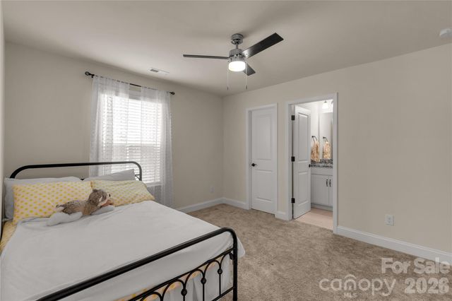 17010 Dogwood Creek Lane, Charlotte, NC 28278