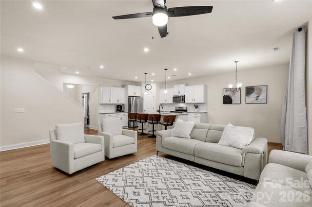 17010 Dogwood Creek Lane, Charlotte, NC 28278