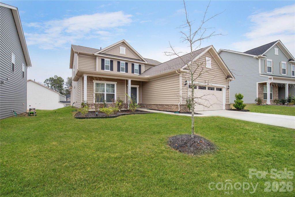 17010 Dogwood Creek Lane, Charlotte, NC 28278