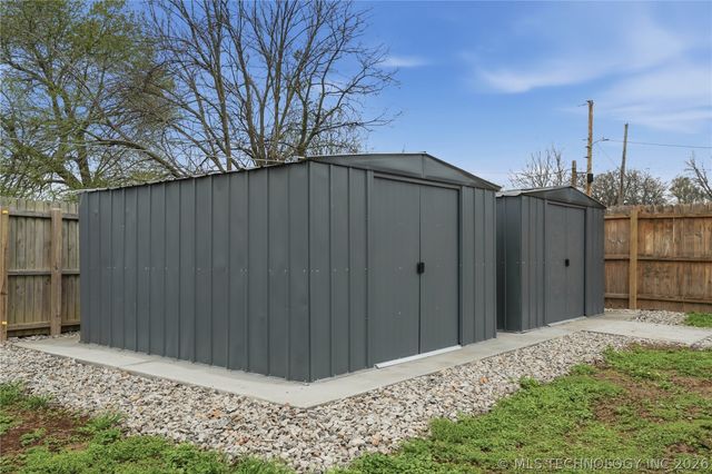 1707 N Maple Street, Sallisaw, OK 74955