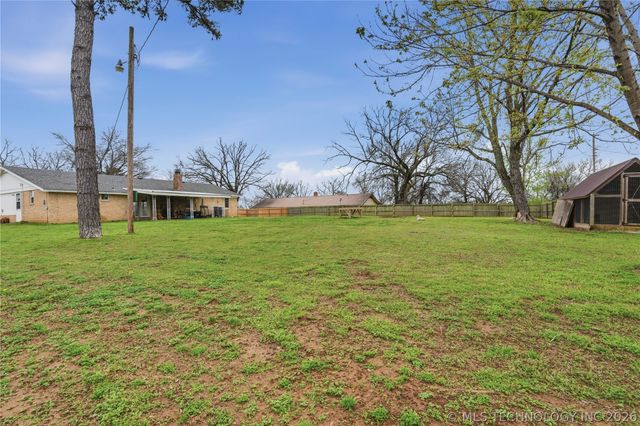 1707 N Maple Street, Sallisaw, OK 74955