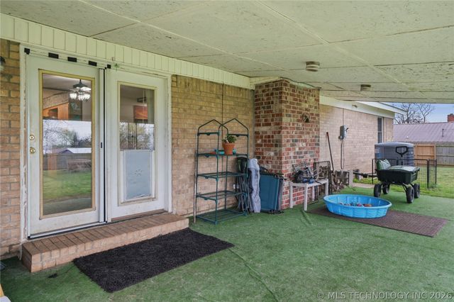 1707 N Maple Street, Sallisaw, OK 74955