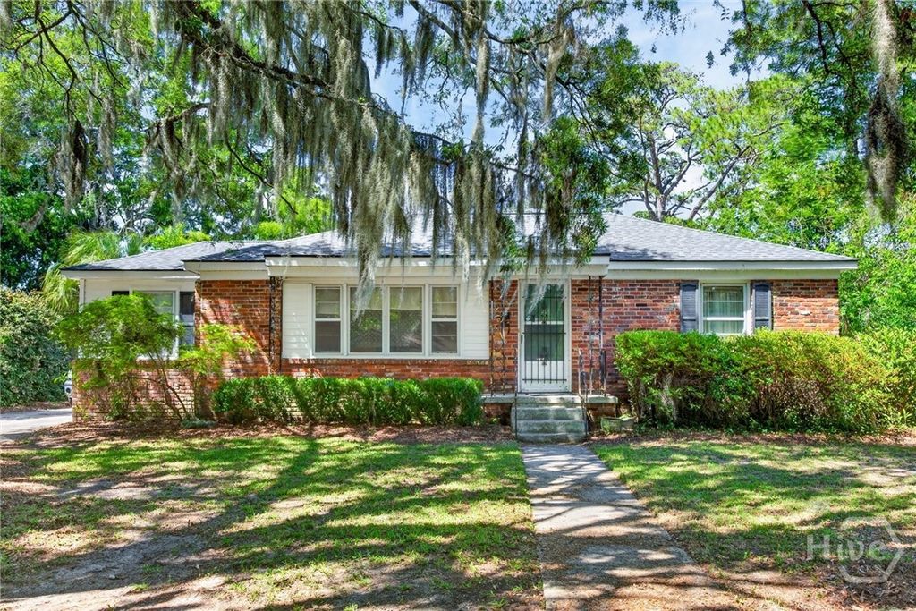1820 Cokesbury Drive, Savannah, GA 31406
