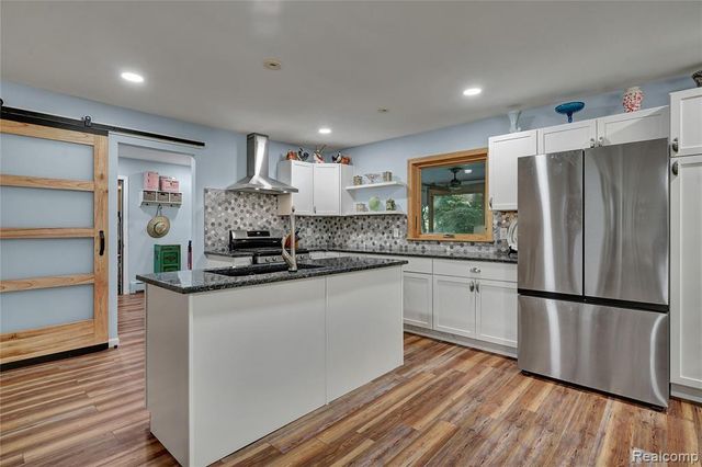 3738 Winterwood Drive, Howell, MI 48843