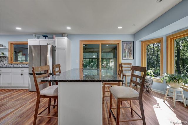 3738 Winterwood Drive, Howell, MI 48843