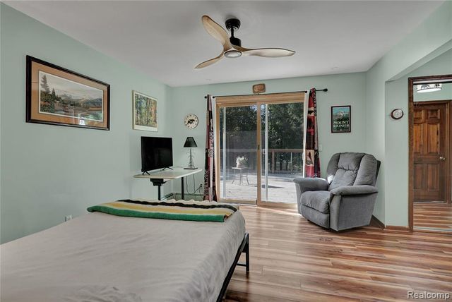3738 Winterwood Drive, Howell, MI 48843