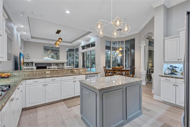 11809 SHIRE WYCLIFFE, Tampa, FL 33626