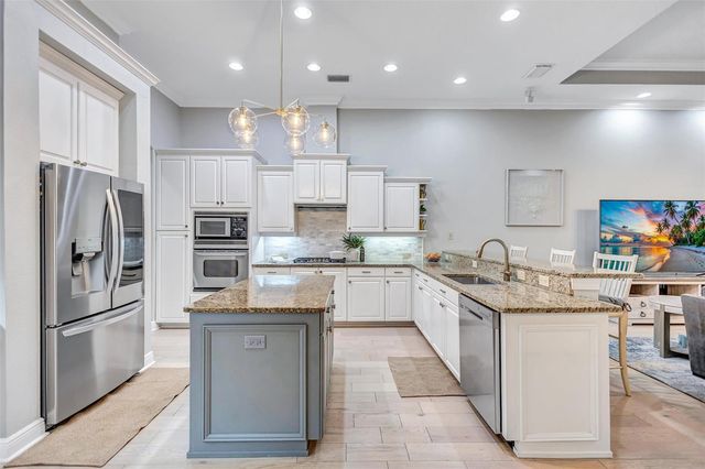 11809 SHIRE WYCLIFFE, Tampa, FL 33626