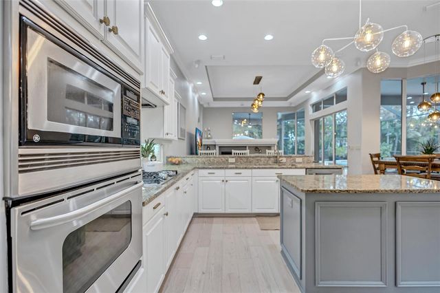 11809 SHIRE WYCLIFFE, Tampa, FL 33626