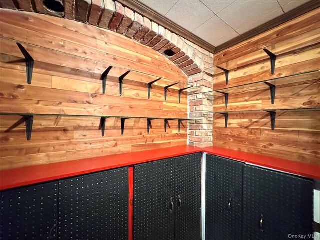 9 E Marie Street, Hudson, NY 12534